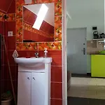 Apartman Corner 5 *