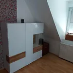 Apartman Corner 5 *