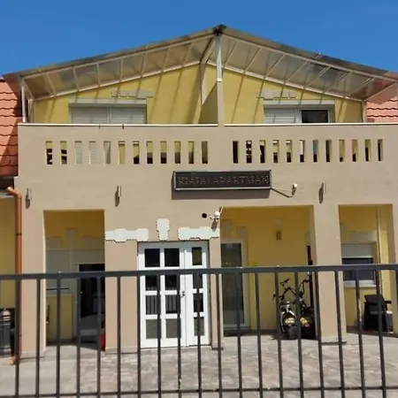 Corner 5 Apartament Siófok