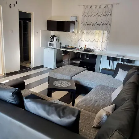 Corner 5 Apartman Siófok
