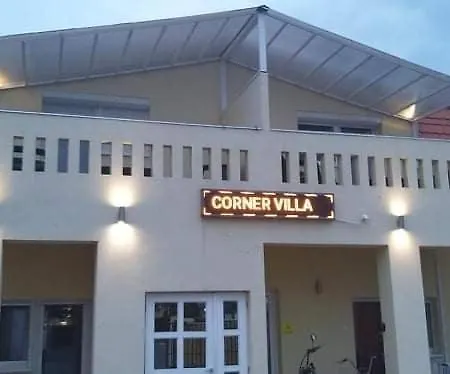 Corner 5 Apartman *