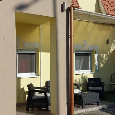Corner 5