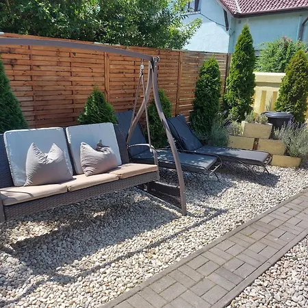 Апартаменты Corner 5 *