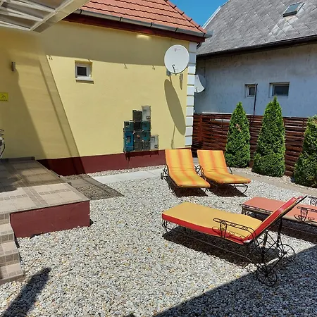 Corner 5 Апартаменты Шиофок