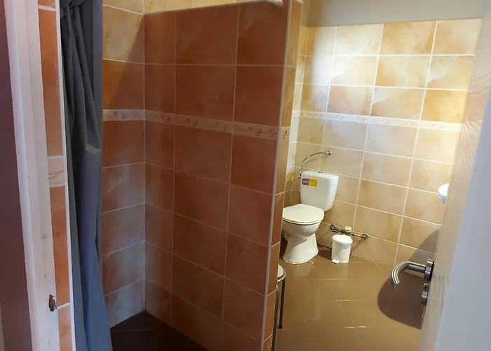 Апартаменты Corner 5 *