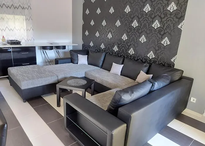 Corner 5 Апартаменты