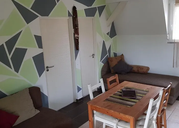 Corner 5 Апартаменты