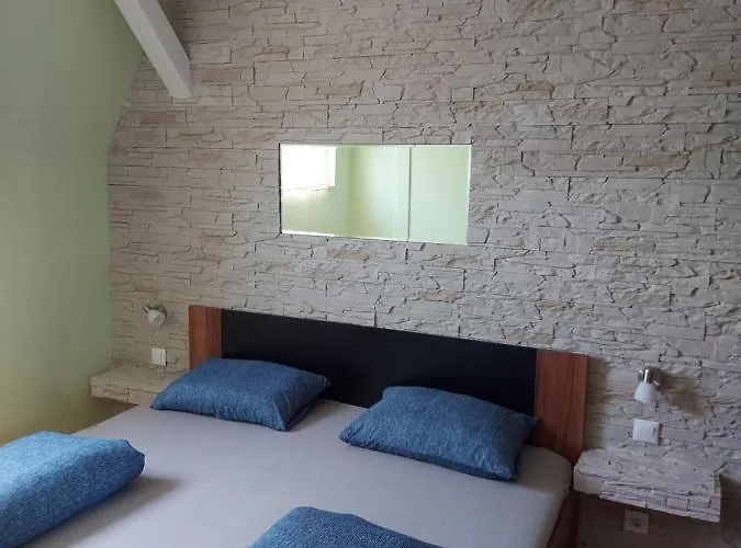 Corner 5 Апартаменты