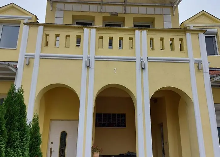 Corner 5 Apartment Siofok