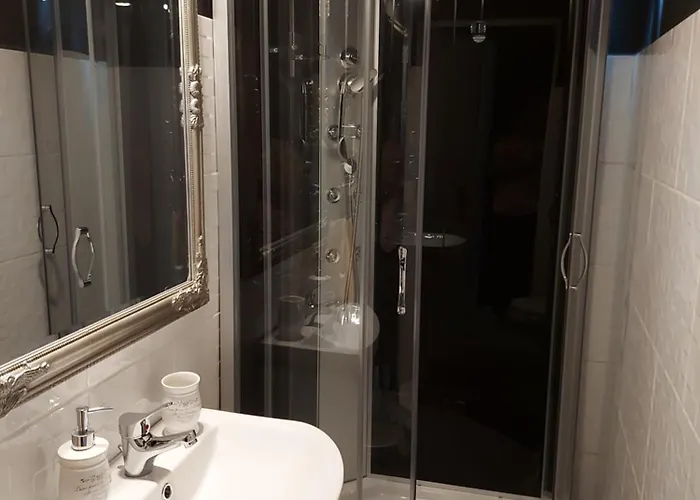 Apartment Corner 5 *